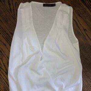 Sleeveless blouse white, size xs , brand the limited